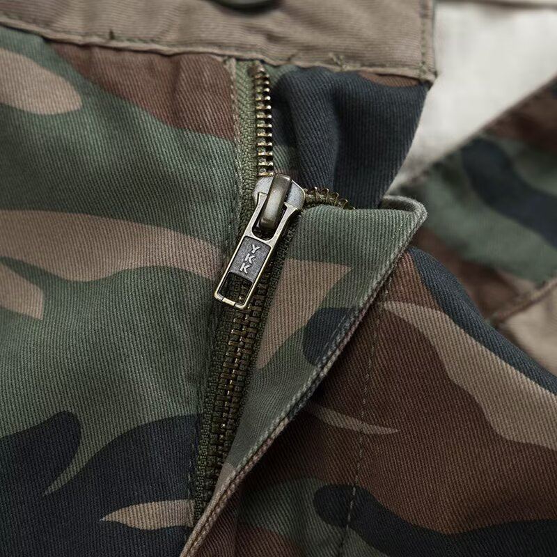 "Men's Multi-Pocket Quick-Dry Cargo Shorts"