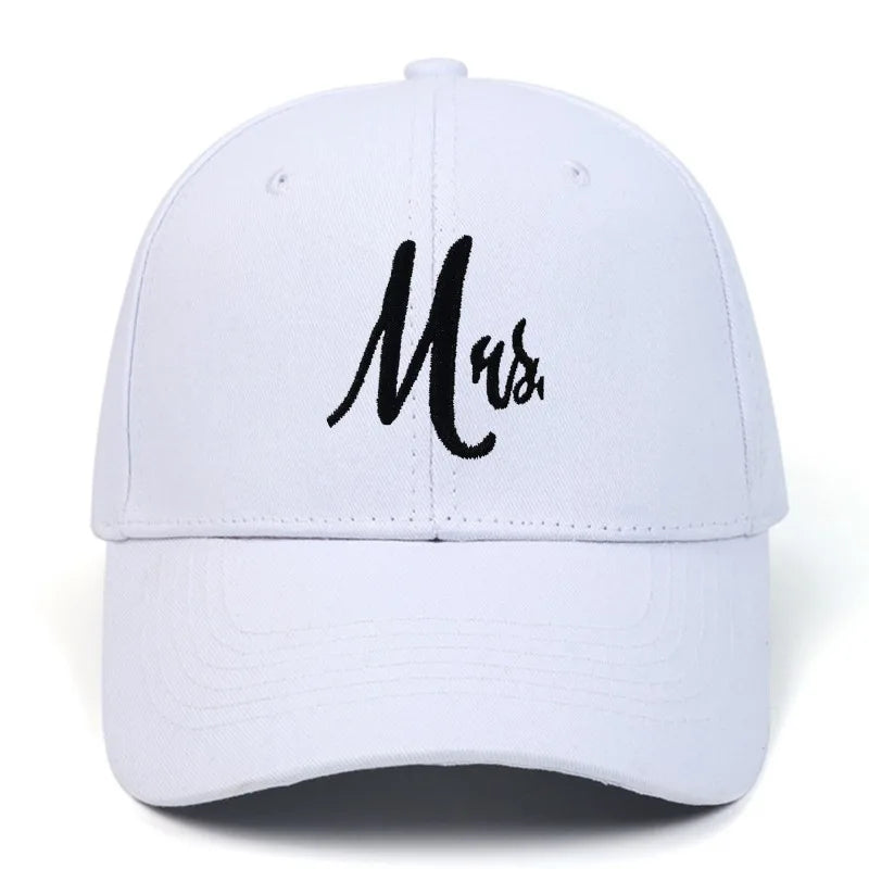 Mom & Dad Embroidered Baseball Caps – Couples Gift Set