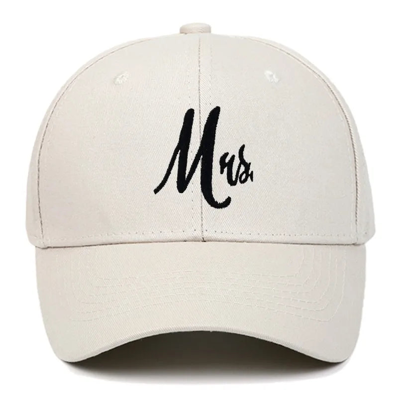 Mom & Dad Embroidered Baseball Caps – Couples Gift Set