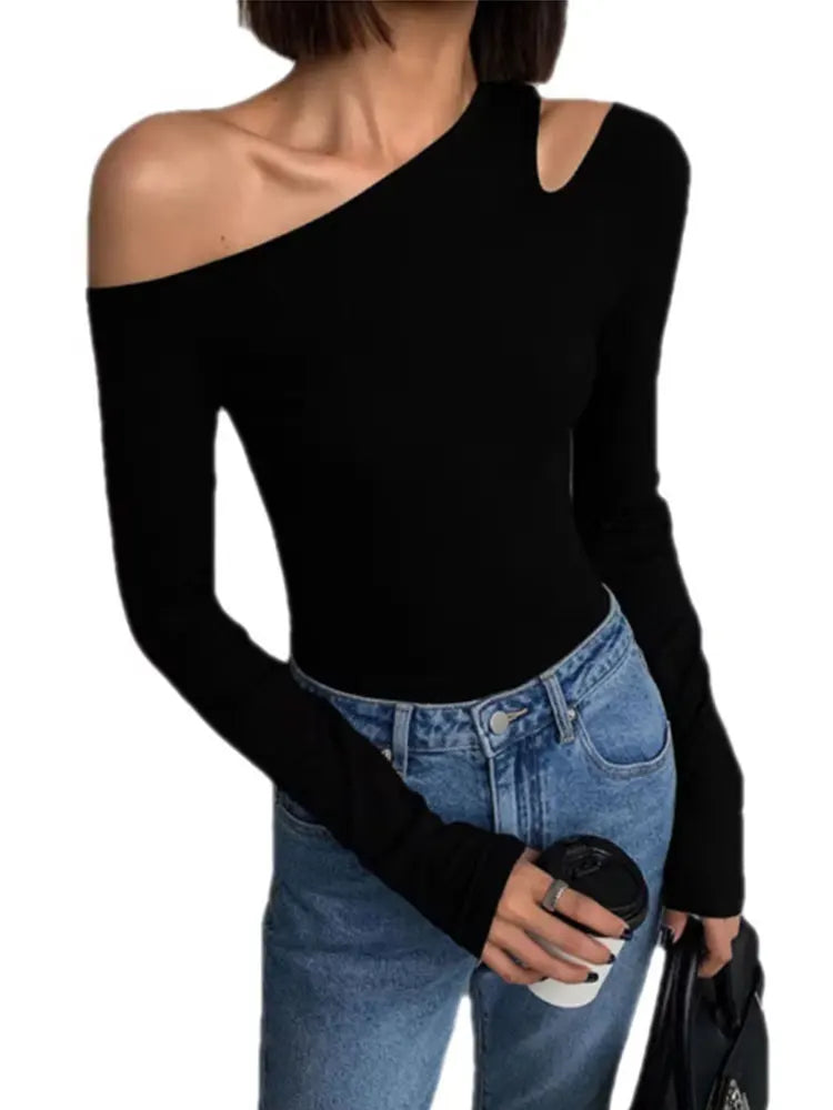 Long-Sleeved Slim Fit Crop Top