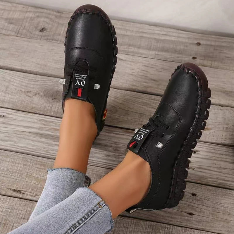 Comfortable Vulcanized PU Leather Casual Flat Shoes