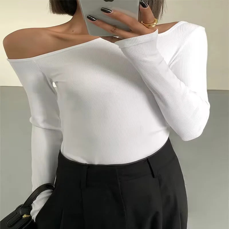 Long-Sleeved Slim Fit Crop Top